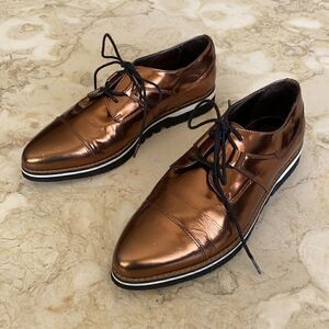 Johnston & Murphy “Becca” Bronze Metallic Lace Up Oxfords